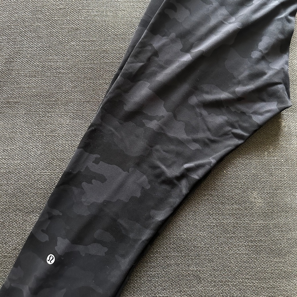 Lululemon Wunder Train High Rise Tight